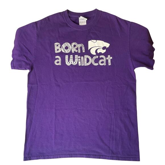 Gildan Women T-shirt size M Purple ShortSleeve Crew Neck Born A Wildcat - Picture 1 of 8